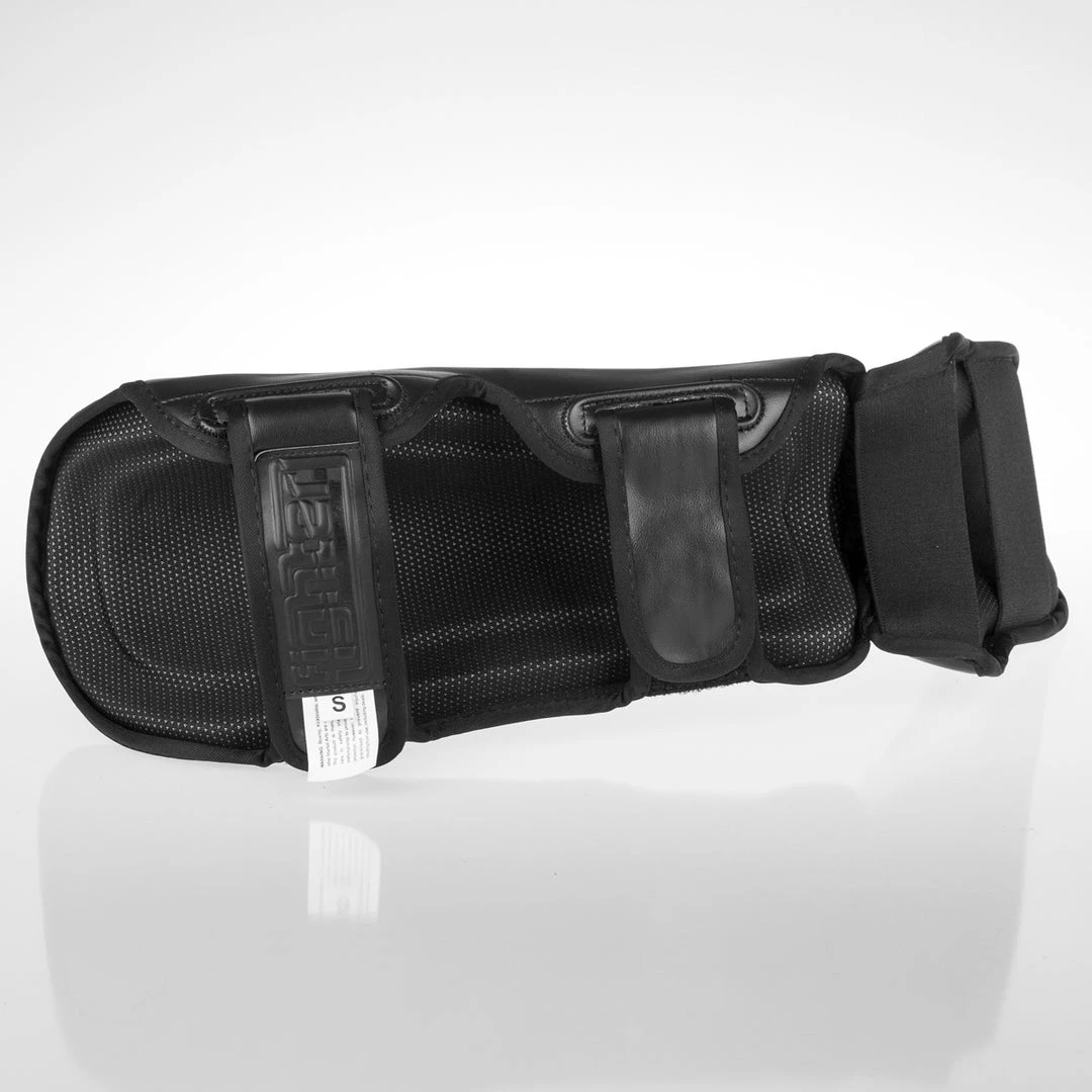 Fighter Shinguards Thai Ergo - Black/grey, FSG-004BG PROTECTION 4 Fighter Shinguards Thai Ergo - Black/grey, FSG-004BG PROTECTION