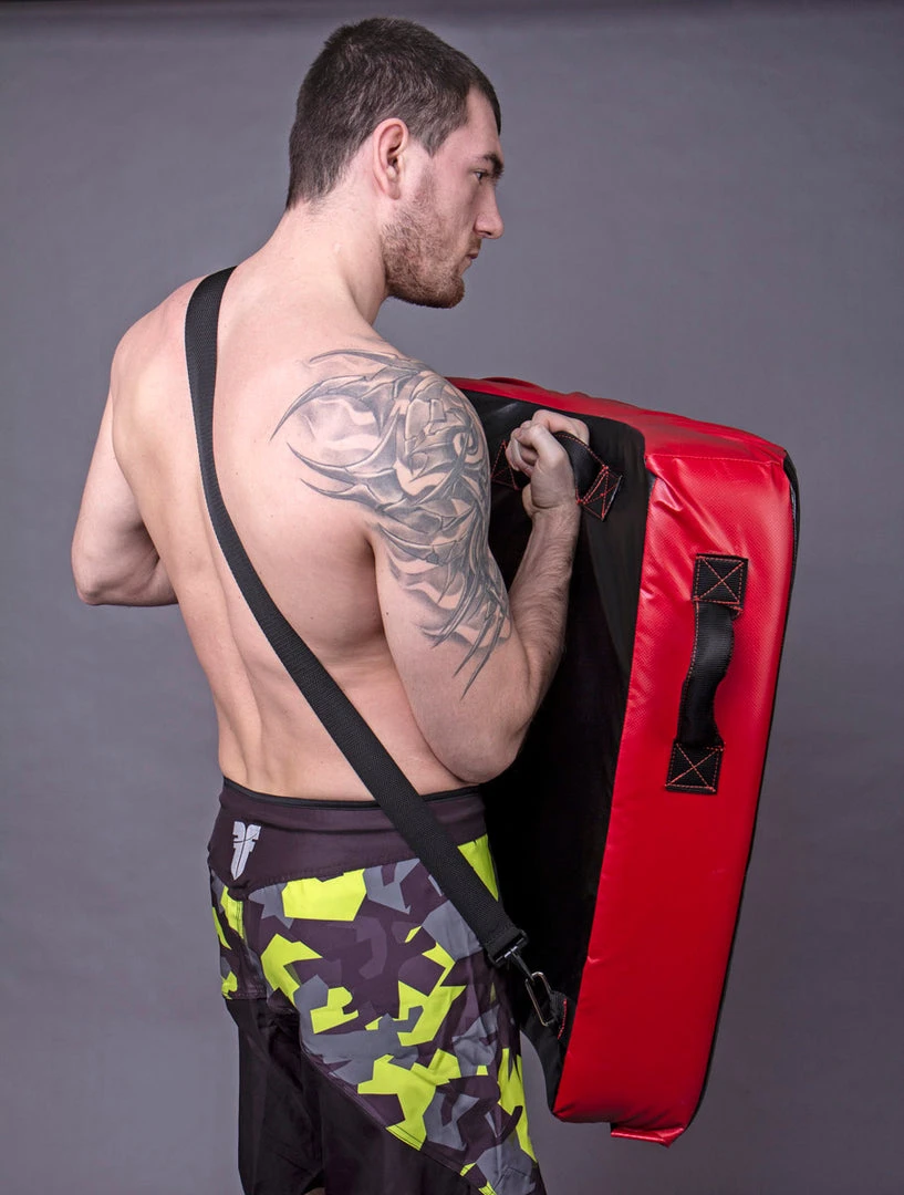 TRAINING Fighter Kicking/Punching Shield - Black/red, FKPS-01 5 TRAINING Fighter Kicking/Punching Shield - Black/red, FKPS-01