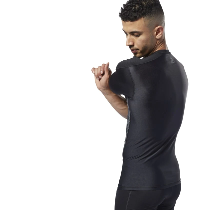 Reebok Training T-Shirts Workout Graphic Compression Tee - Black, EC0960 9 Reebok Training T-Shirts Workout Graphic Compression Tee - Black, EC0960