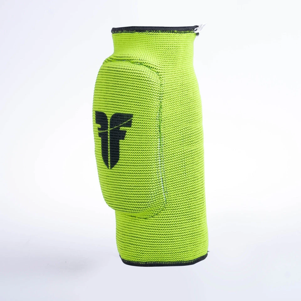 Fighter Reversible Elbow Guard - Black/green PROTECTION 7 Fighter Reversible Elbow Guard - Black/green PROTECTION