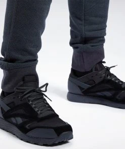 Pants Reebok UFC FG Fight Week Joggers, FJ5158