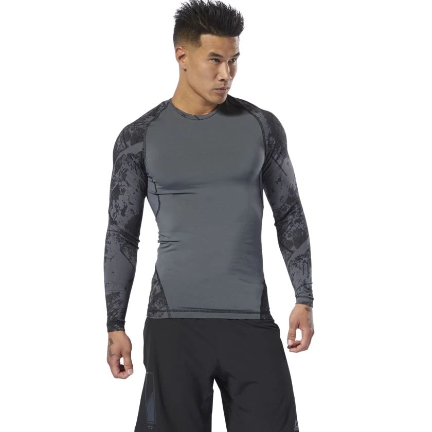 Reebok Jacquard Rashguard - Black, DQ1982 3 Reebok Jacquard Rashguard - Black, DQ1982