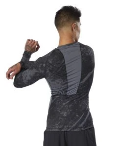 Reebok Jacquard Rashguard - Black, DQ1982 10 Reebok Jacquard Rashguard - Black, DQ1982